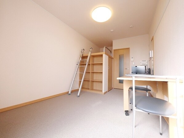 レオパレスプレシャス SRKの物件内観写真